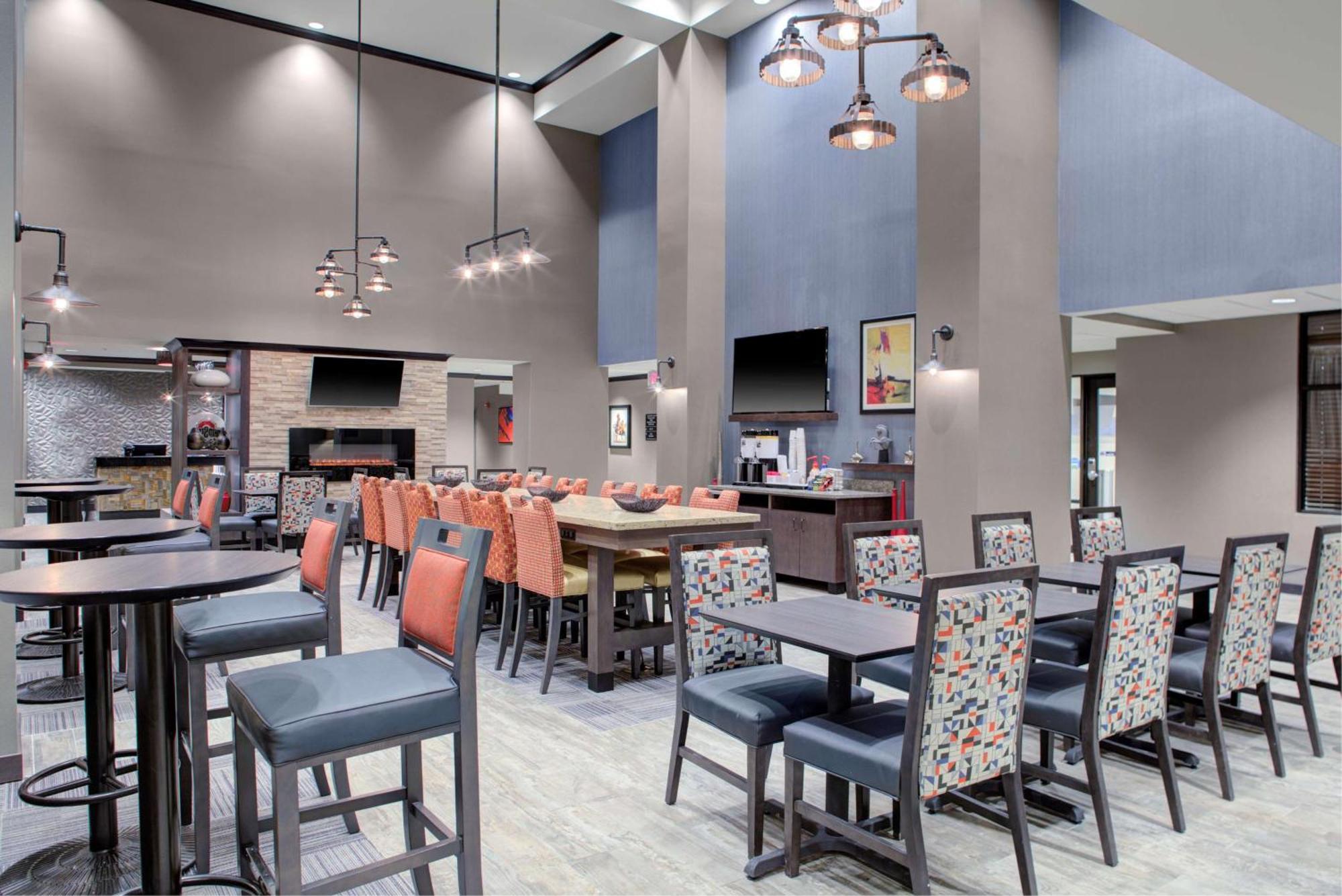 Hampton Inn & Suites Columbus Scioto Downs Eksteriør billede