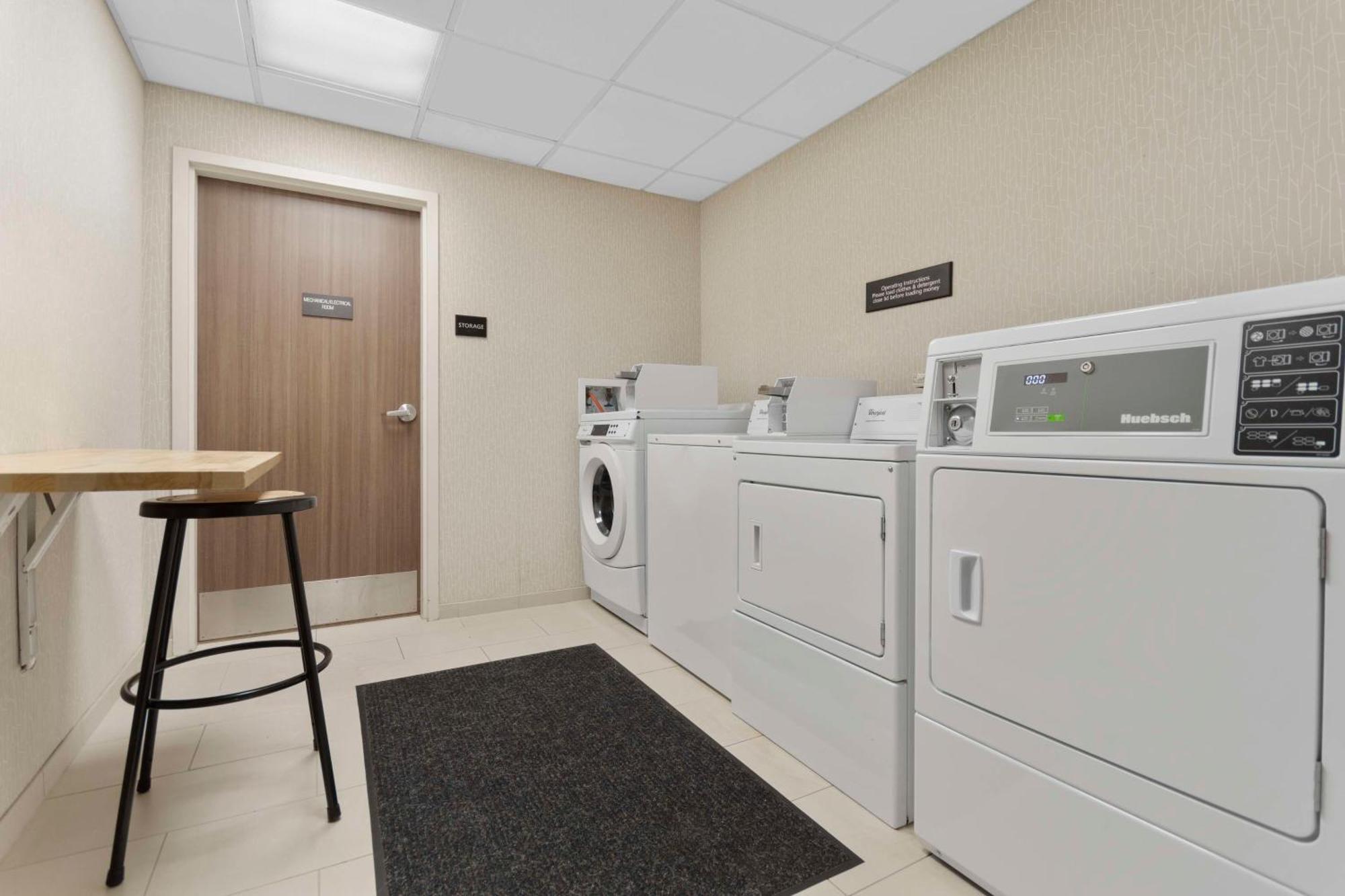 Hampton Inn & Suites Columbus Scioto Downs Eksteriør billede